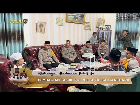BERI TAKJIL KE PENGGUNA JALAN, POLRES KUTAI KARTANEGARA BERBAGI KEBAHAGIAAN DI BULAN SUCI RAMADA