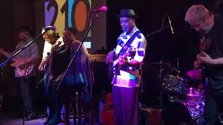 Little Walter&#39;s Can&#39;t Hold On Much Longer: Deitra Farr @ 210 Live