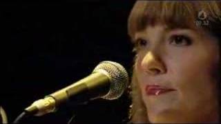 Shout Out Louds - Impossible (Live Nyhetsmorgon 2007)