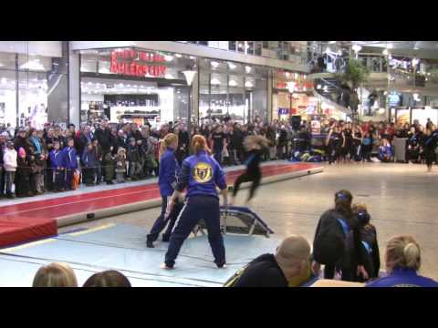 Göteborgsgymnasterna i Nordstan