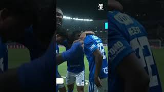 Christian finalizou no canto para abrir o placar para o Cruzeiro contra o Grêmio, 1 a 0 #Shorts