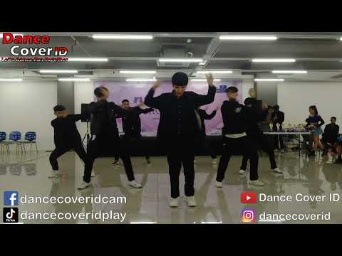 Emotikon Dance Cover ikon at Fluffy Sweet Showcase Bogor Trade Mall 170722