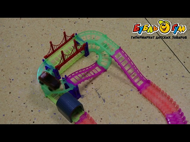Трек Lanson Toys светящийся в темноте с джипом с мостом световые и звуковые эффекты 125дет - видео