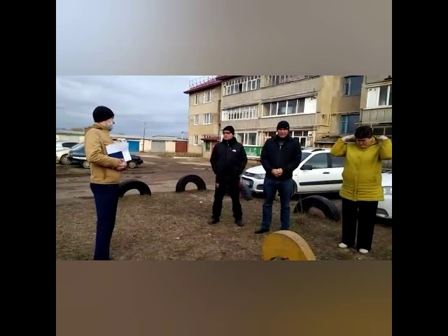 Жильцы многоквартирных домов в Верхнем Услоне обсудили проект благоустройства двора