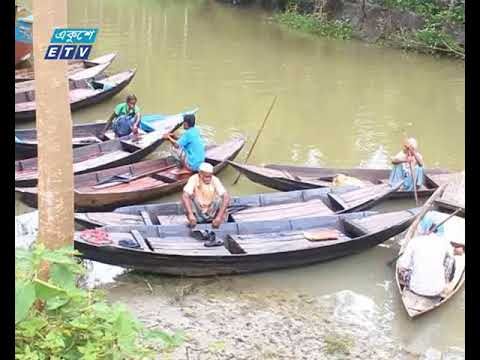 পিরোজপুরের স্বরূপকাঠি উপজেলায় বর্ষা মৌসুমে জমে ওঠে নৌকার ব্যবসা