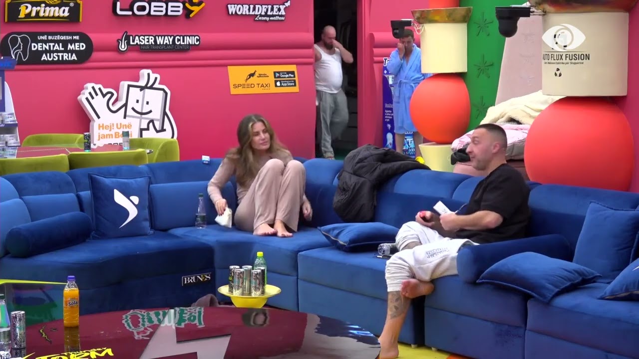 Ajo do me qesh…/ G Bani i këndon tekstin e këngës Valbonës: Hajde të të përqafoj
