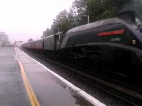 60009 Union Of South Africa + 33207 At Basingstoke 02/08/17