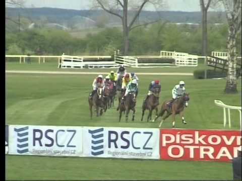 LL, 1. 5. 2015, 5. dostih - Prvomájová steeplechase společnosti CONSEQ