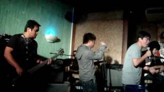 Tinta by Gloc9 with 6cyclemind