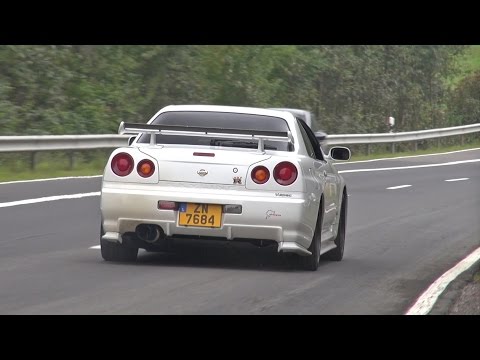 Nissan Skyline R34 GT-R V-Spec w/ Tomei Expreme Ti Titanium Catback Exhaust!