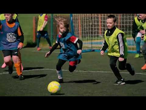 Turniej Akademii Reissa w Kórniku ⚽ Emocje, Gole i Młode Talenty!