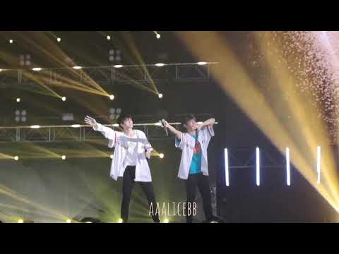 180728 Wanna One World Tour in Hong Kong - GOLD ONG SEONGWOO PARK WOOJIN FOCUS