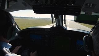 preview picture of video 'In-Flight Video, King Air 300, DuPage Airport in Illinois to Watertown, Wisconsin'