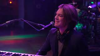 HANSON - What Christmas Means To Me (Live - Snowed In)