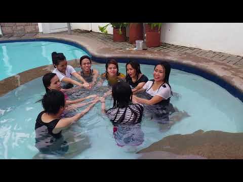 Contest daw/Patagalan huminga sa ilalim ng tubig