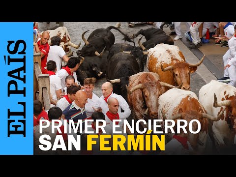 PRIMER ENCIERRO de San Fermín 2025 con toros de Fuente Ymbro