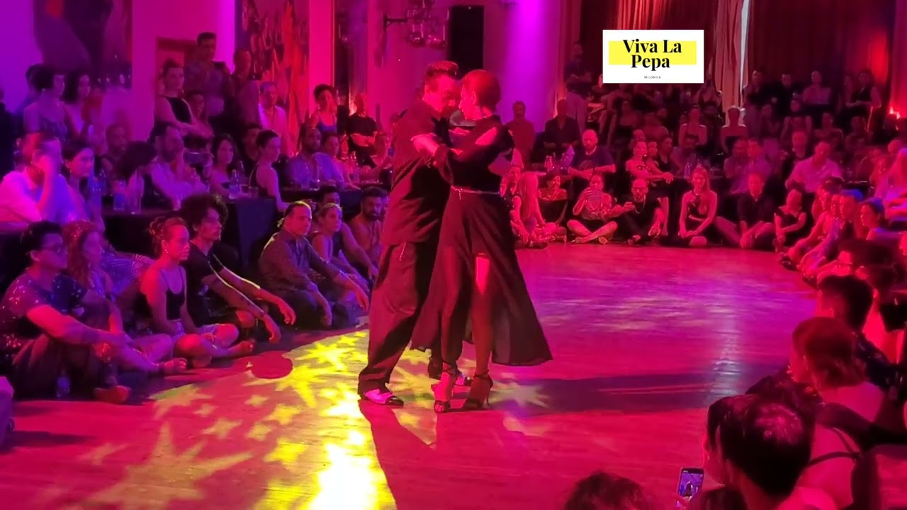 MOIRA CASTELLANO y MARIANO "CHICHO" FRUMBOLI en Viva La Pepa Milonga 2023 (2/6)