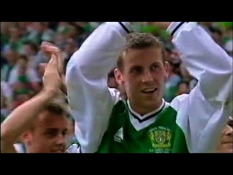 'Shout out to the Elmore boys!' - Yeovil Town 2002 FA Trophy presentation and Stansfield interview