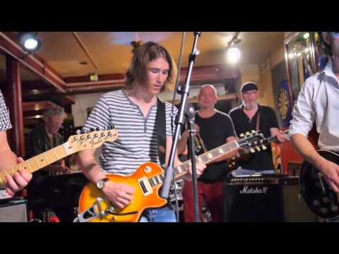 Snietsel + friends   BB King Tribute 150821   17 making love is good