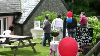 preview picture of video 'Glandwr Duck Race 2011, pt 1: Getting Ready'