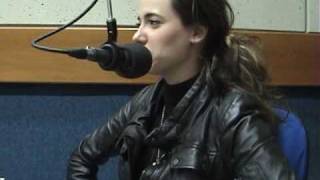 Tiê canta Te Valorizo na CBN