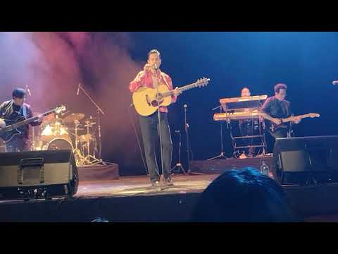 Juan Solo en concierto acústico, en teatro Interlomas. ✨ #NiSolasNiMalAcompañadas. ❤️ 13/Nov/2021