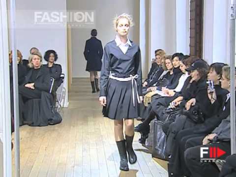 "Yohji Yamamoto" Autumn Winter 2001 2002 1 of 2 Paris Pret a Porter by Fashion Channel