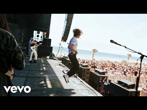 Everybody Wants To Rule The World - flipturn