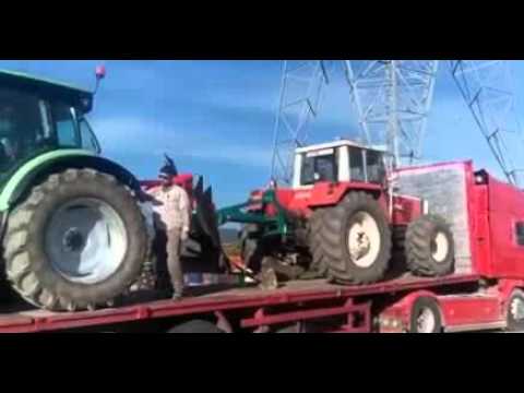 Φορτώνουν τρακτέρ για την Αθήνα