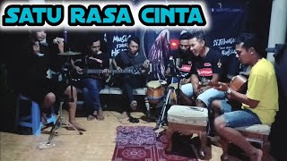 Download lagu satu rasa cinta||cover pengamen||jalur bebas dangdut koplo akustik mp3