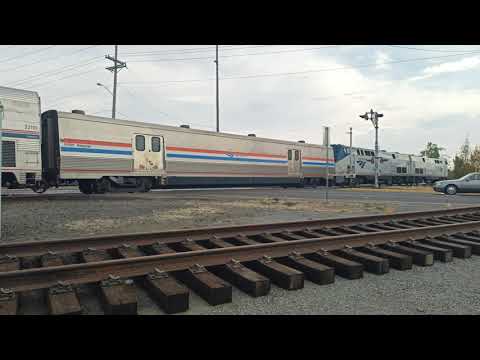 AMTRAK Coast Starlight Train 11 leaving Albany