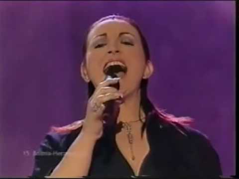 Eurovision 2002 Bosnia & Herzegovina - Maja Tatić - Na jastuku za dvoje (15th)