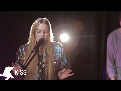 download lagu mp3 mp4 Kiss Fm Radio Frequency Uk, download lagu Kiss Fm Radio Frequency Uk gratis, unduh video klip Download Kiss Fm Radio Frequency Uk Mp3 dan Mp4 Music Gratis