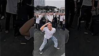 Download lagu Pasukan Botak😱 #pasukanbotakterkuat #botak #botaktiktok mp3