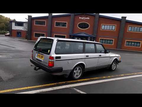 Lot 39  - 1989 Volvo 240 GLT Estate
