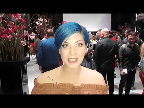 PÆNDA singt "Limits" und grüßt