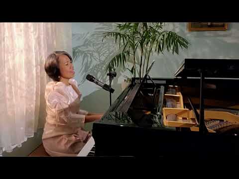 Thể hiện bởi Trà My Kim Hậu