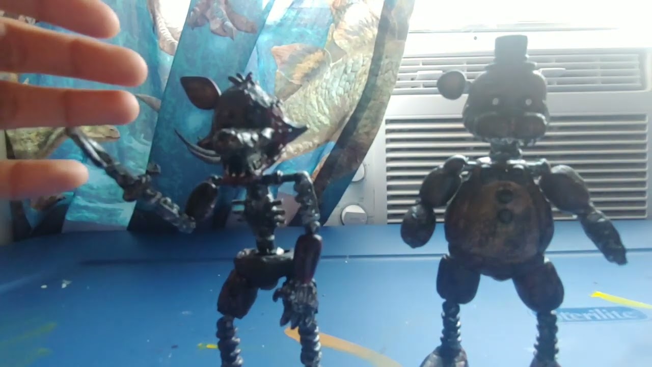 Endo skeleton update to Ignited foxy and Ignited freddy review