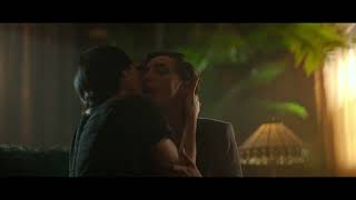 Anna & Eleanor Kiss Scene - Death and Other Details 1x4