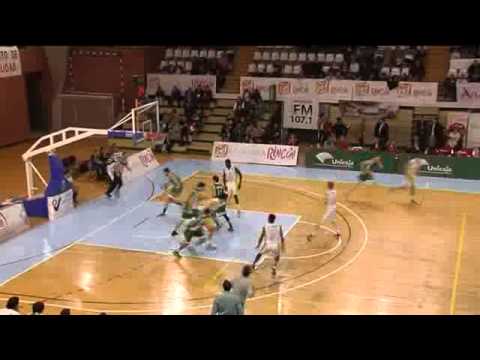 ADECCO ORO JORNADA11 INSTITUTO DE FERTILIDAD CLÍNIC...,75 - 66,PEÑAS HUESCA... (13/12/2013)