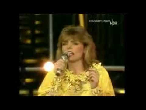 Eurovision NETHERLAND 1983 Bernadette - Sing me a song - live orchestra - EuroFanBcn