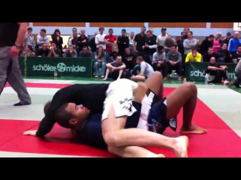 Team Andyconda fights @ SUBMISSAO 2012