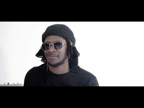 Larbi - L not W (Live video)