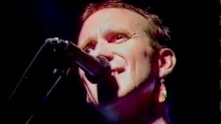 Men At Work : Mr Entertainer (live 1982)