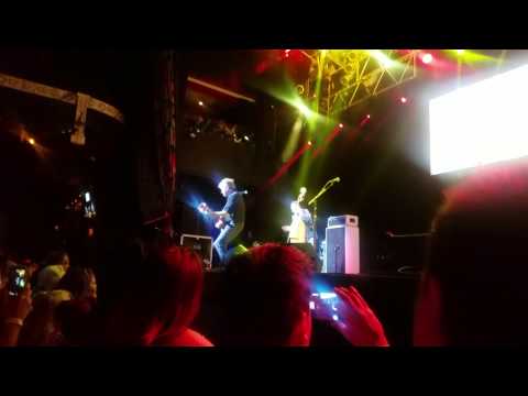 2017 Rockabilly Riot Tour - Brian Setzer- House of Blues - 6/10/17 fish net stocking clip 2