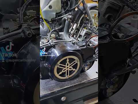 rd350 engine rebuild. #rd350 #enginerebuild #twostroke #motorcycles