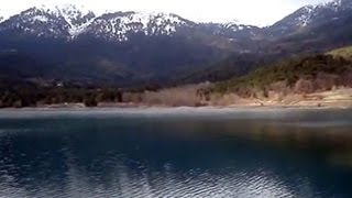 preview picture of video 'Λίμνη Φενεού - Κόρινθος  *  Feneos lake Korinthos Peloponnese Greece'