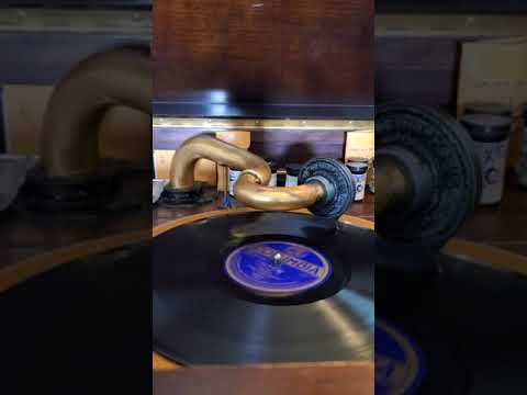 Ole Miss Rag - Handy's Orchestra of Memphis  Columbia Records #2420 1917