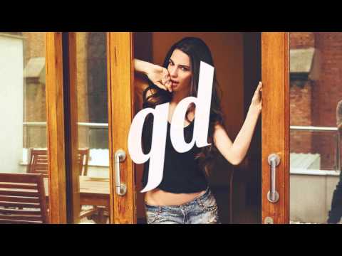 Young Izak, JP El Sinico, Killatonez, Ozuna, Baby Johnny, Raffa, Wambo y Mas - Traicionera