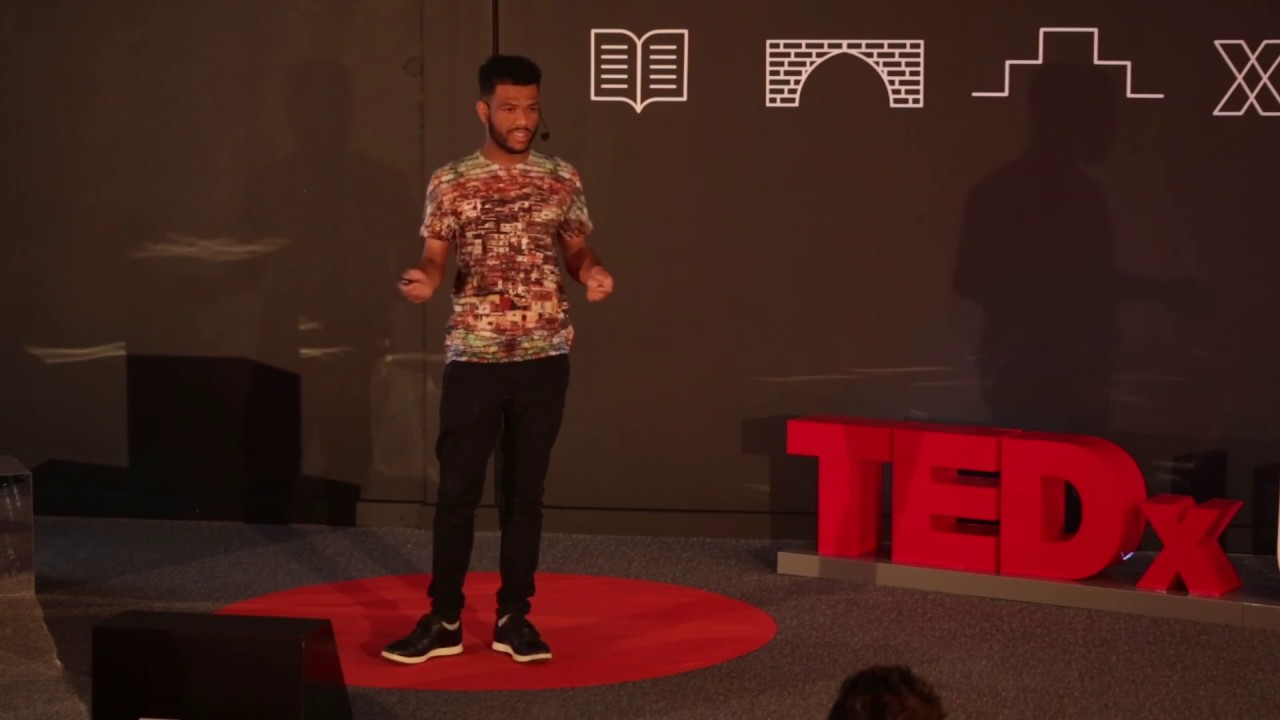 A importância da comunicação comunitária | Rene Silva | TEDxUNISUAM